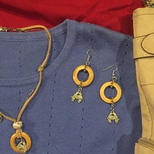 🦜 Handcrafted Lovebird Earrings